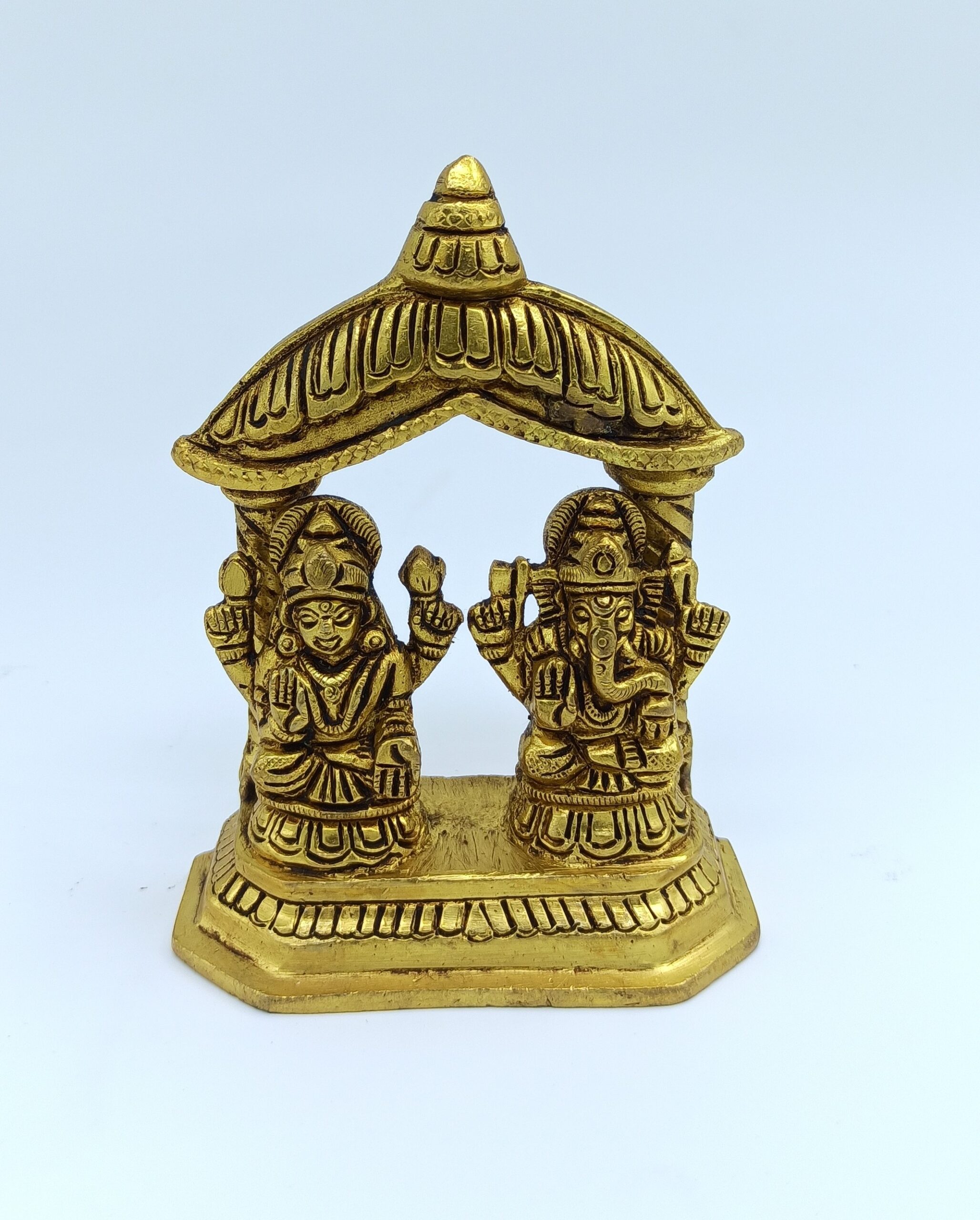 Brass Lakshmi Ganesh Idol with Arch Design10 cm