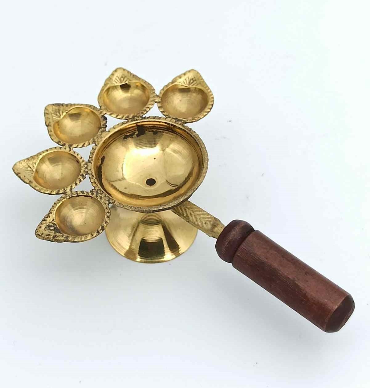 Panch Mukhi Diya Wooden Material