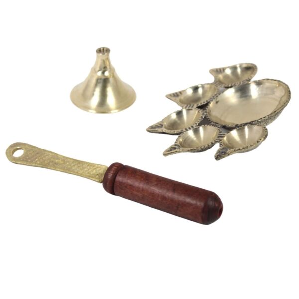 Panch Mukhi Diya Wooden Material - Image 2